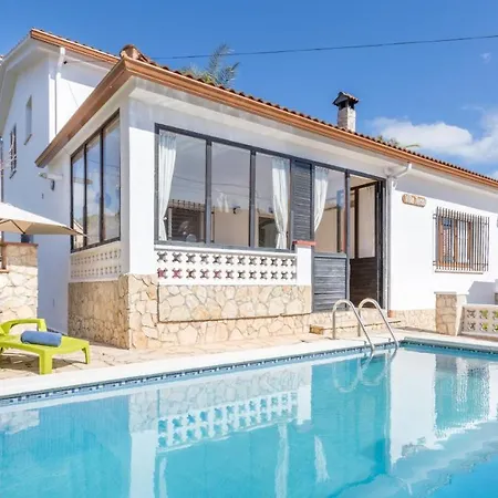 Tensi Villa *